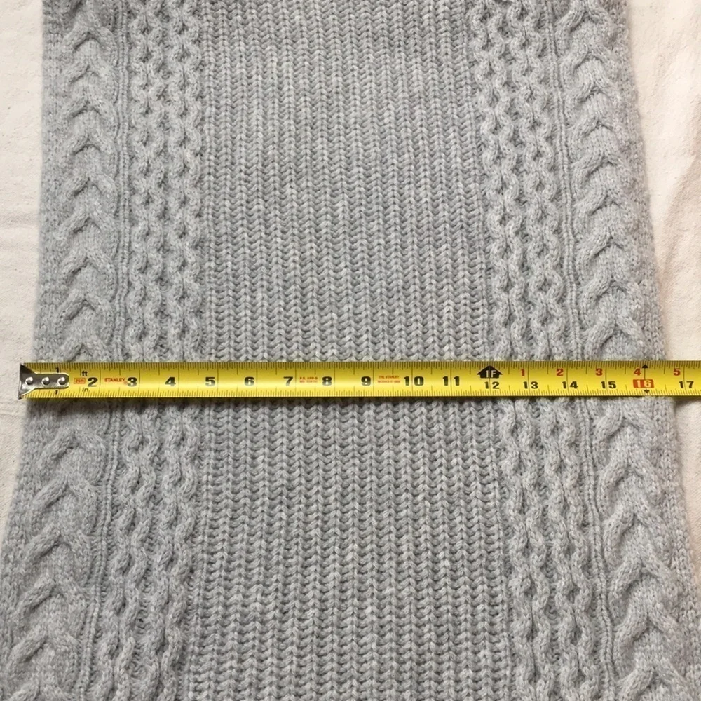 Club Monaco Micaila cable knit Infinity Scarf